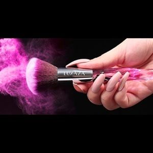 NWOT 12 piece make up brushes